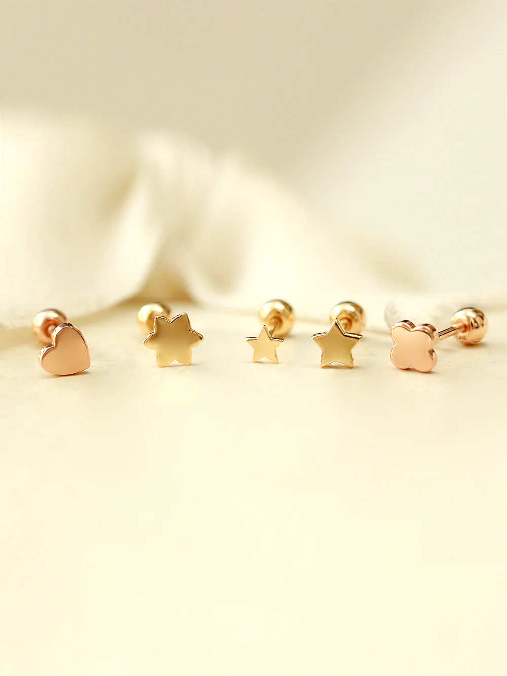 14K Gold Plain Star / Heart / Clover cartilage earring 20g - Image 3