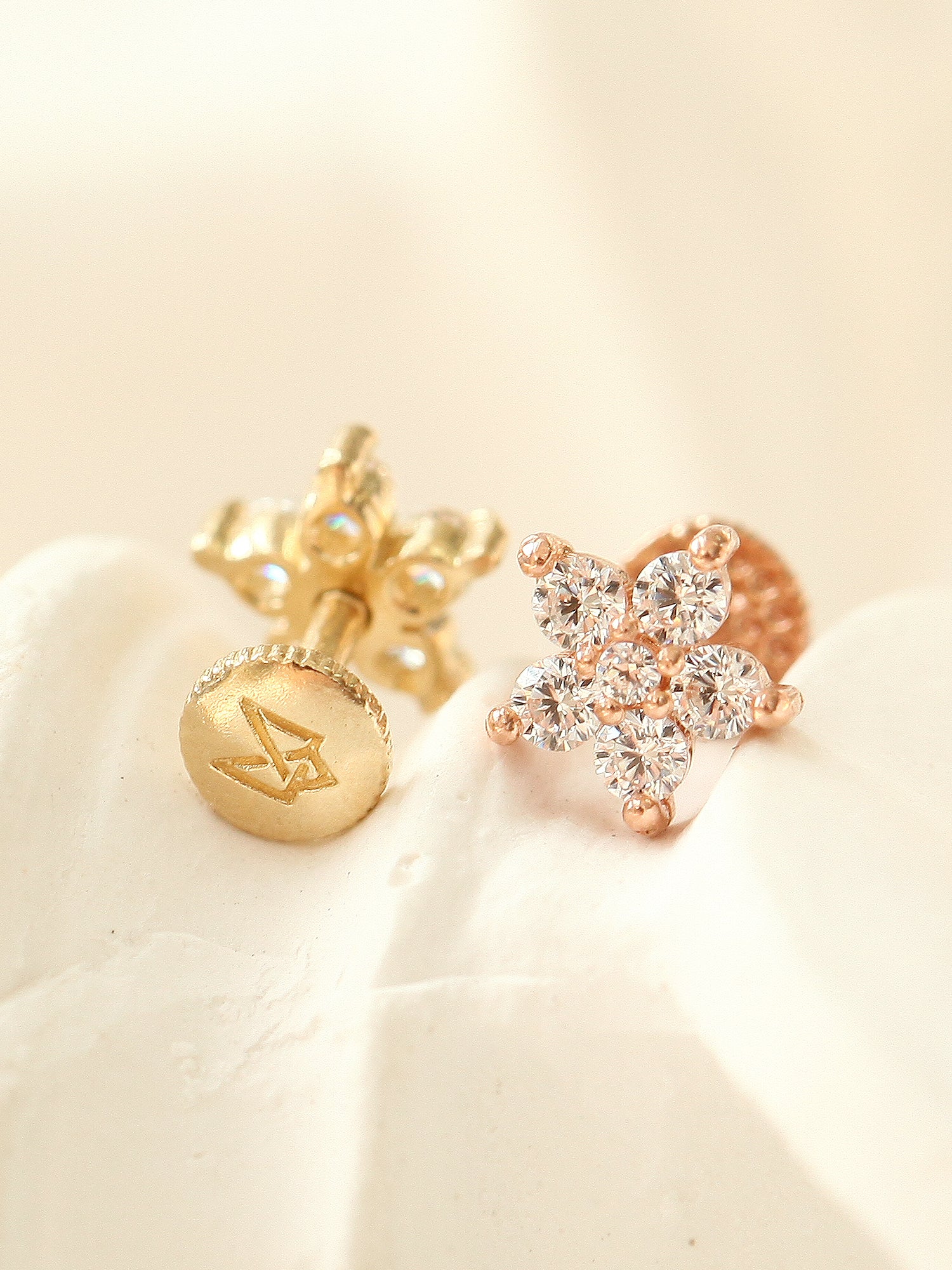 14K Gold Best Flower Labret Piercing 18G16G - Image 4