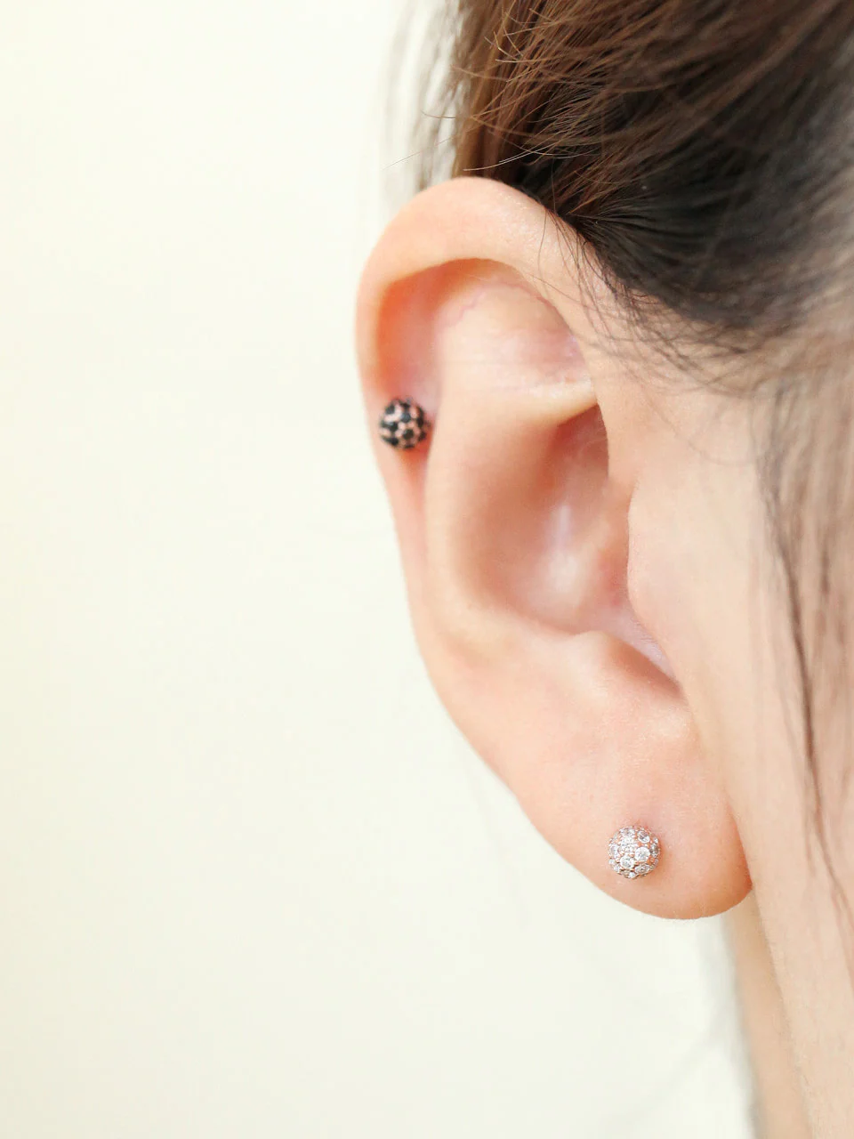 14K Gold Pave Cubic Ball Labret Piercing 18G16G - Image 8