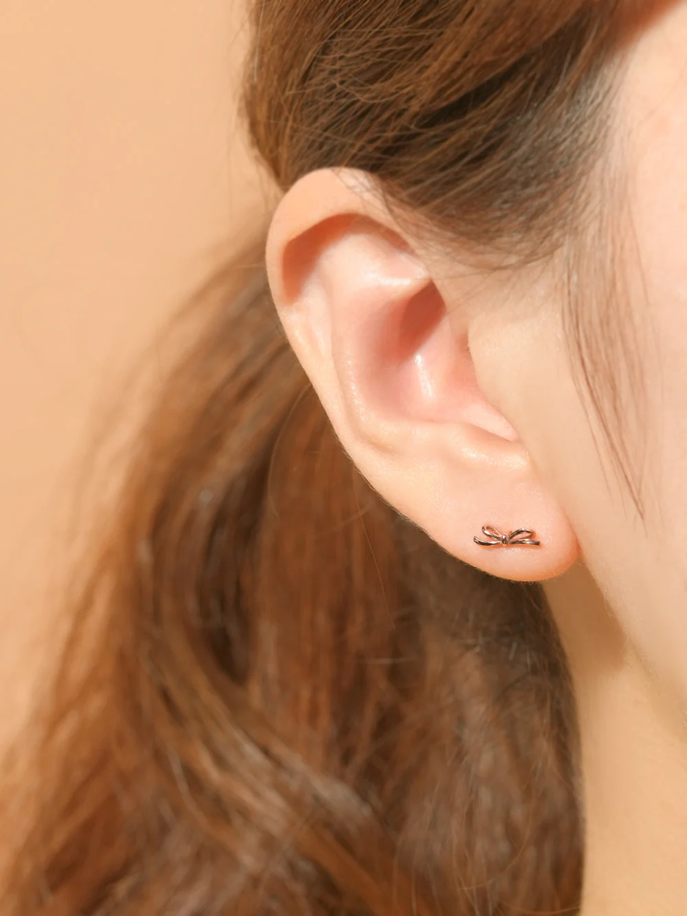 14K Gold Angel Ribbon Cartilage Earring 20G18G16G - Image 4