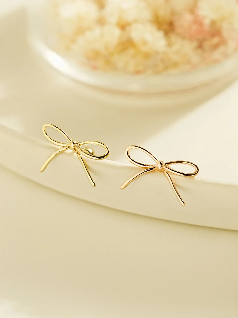 14K Gold Bird Ribbon Cartilage Earring 20G18G16G - Image 3