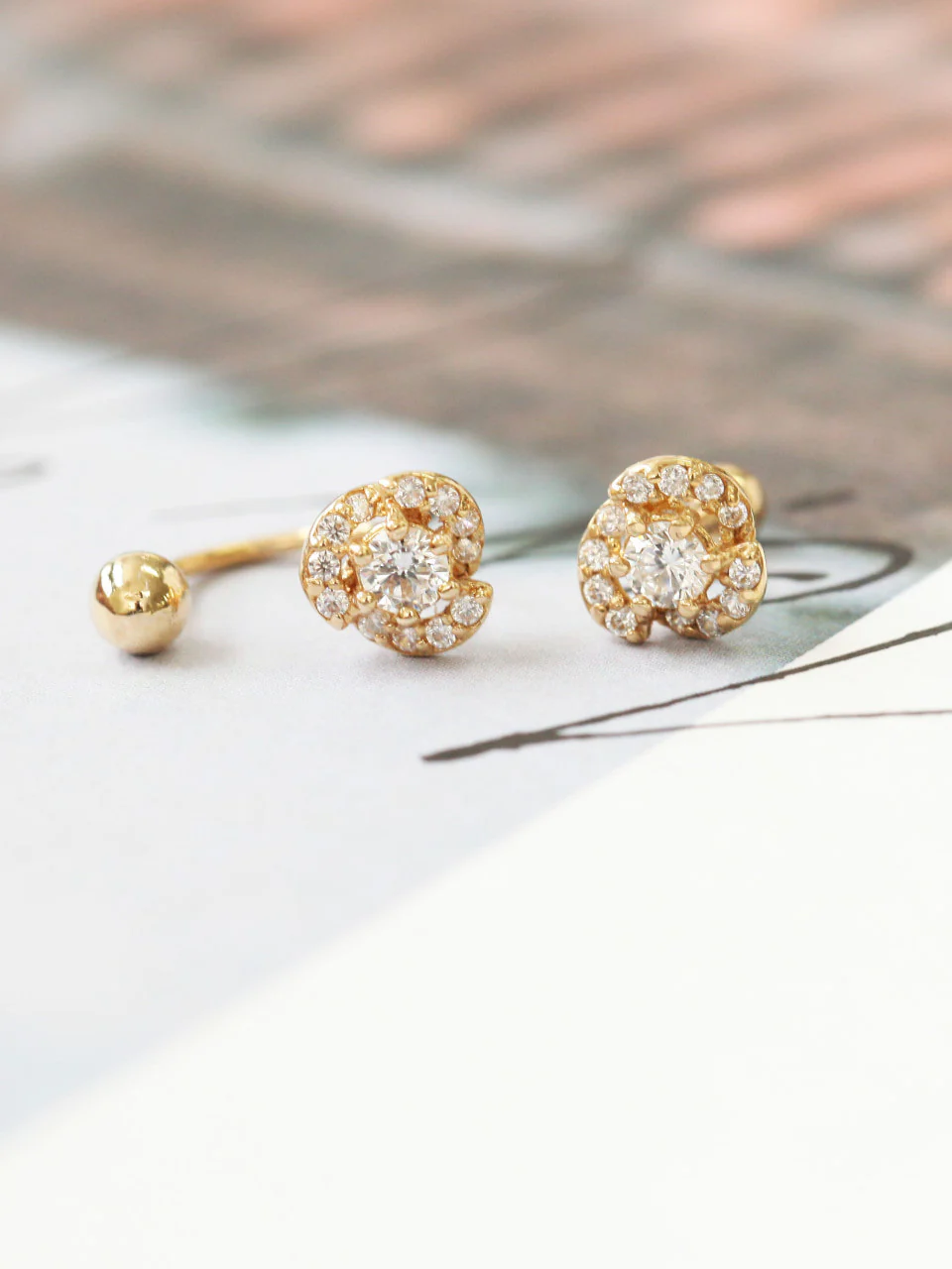 14K Gold Camelia Flower Tragus Piercing 18G16G - Image 4