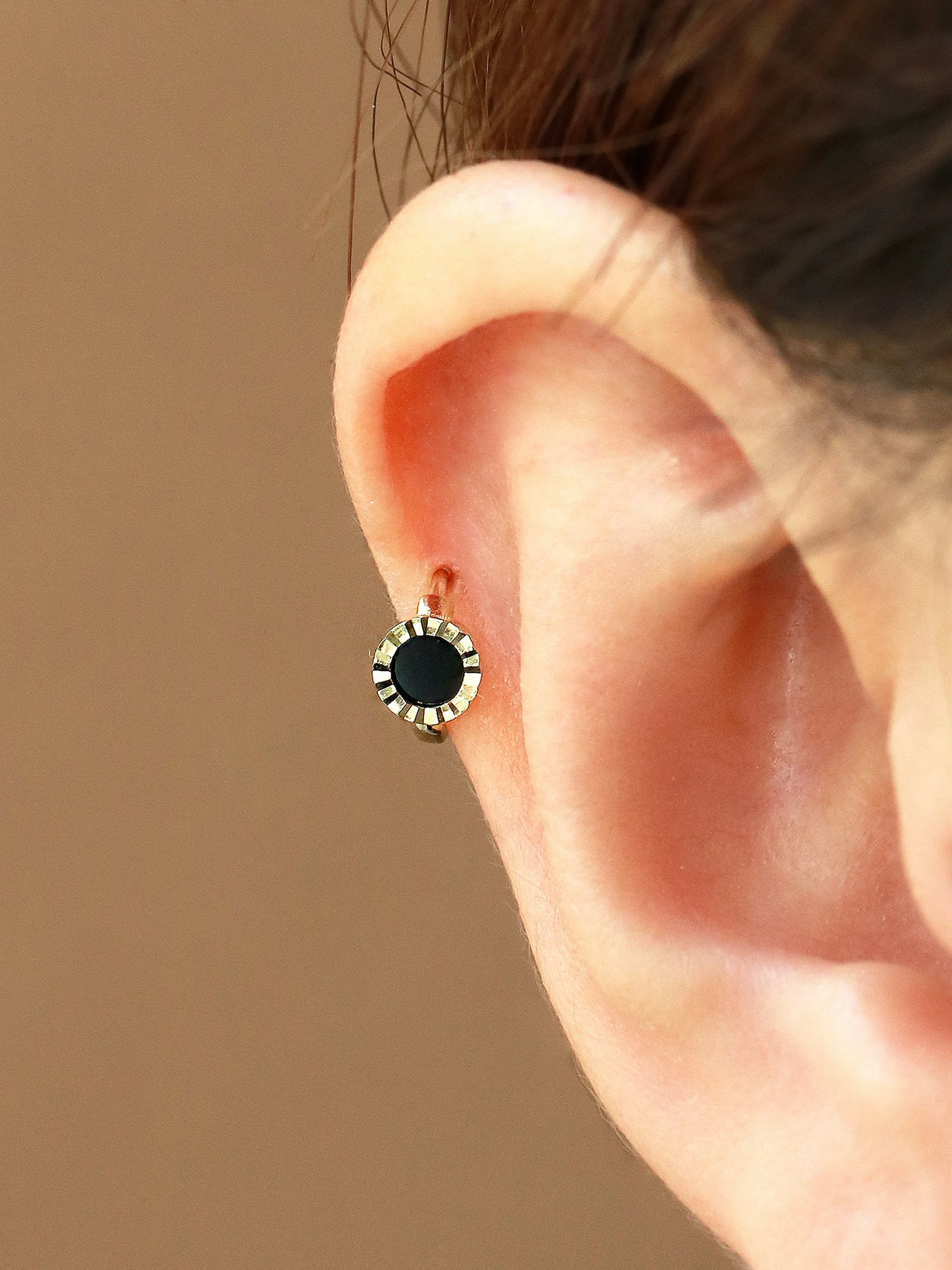 14K Gold CZ / Onyx Hoop Earring - Image 3