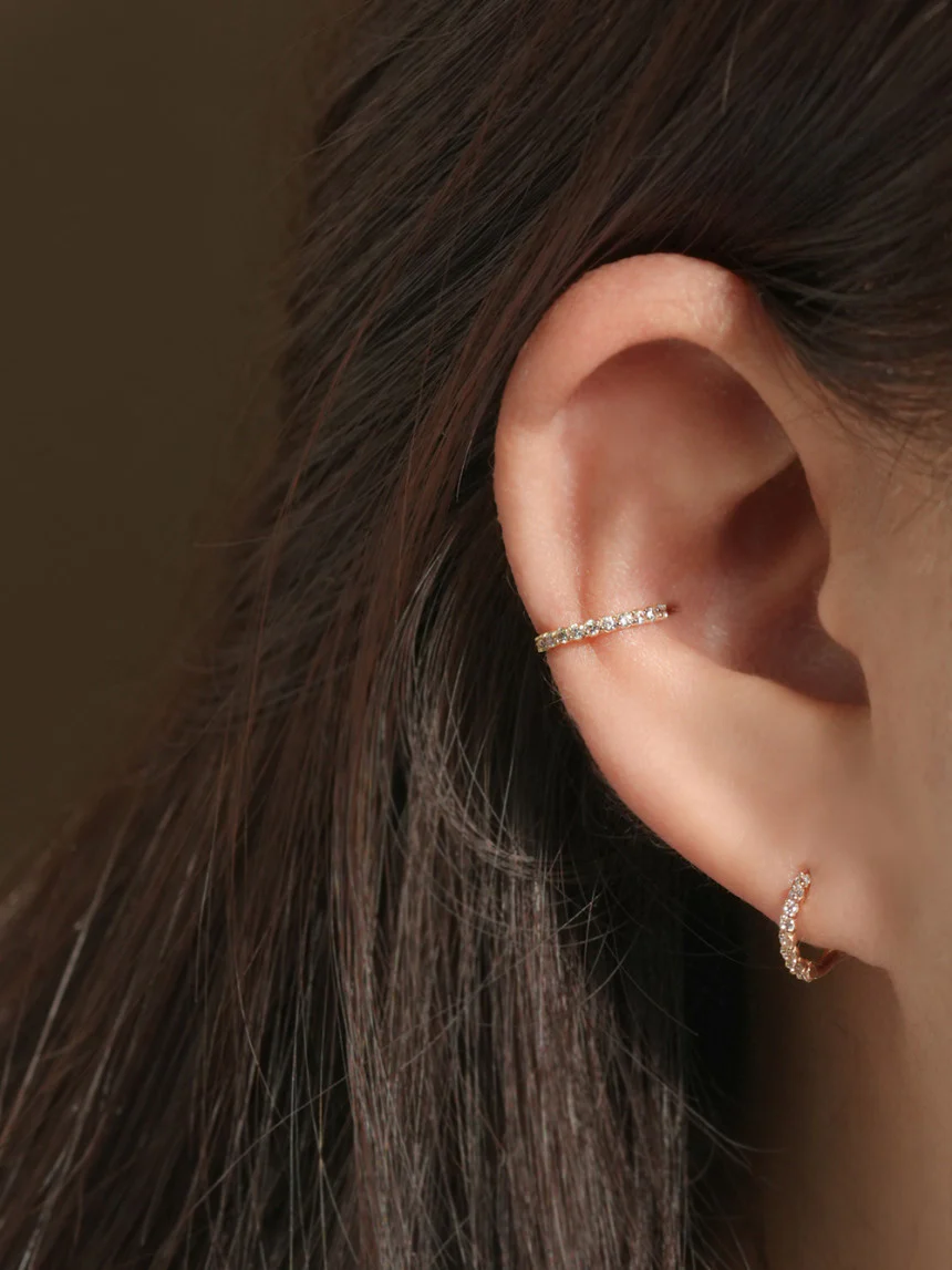 14K Gold Daily CZ Cartilage Hoop Earring - Image 3