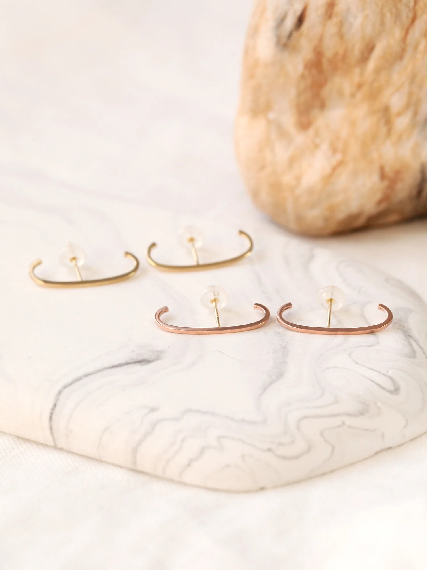 14K Gold Plain Ear Cuff Wrap Cartilage Earring 20G - Image 3