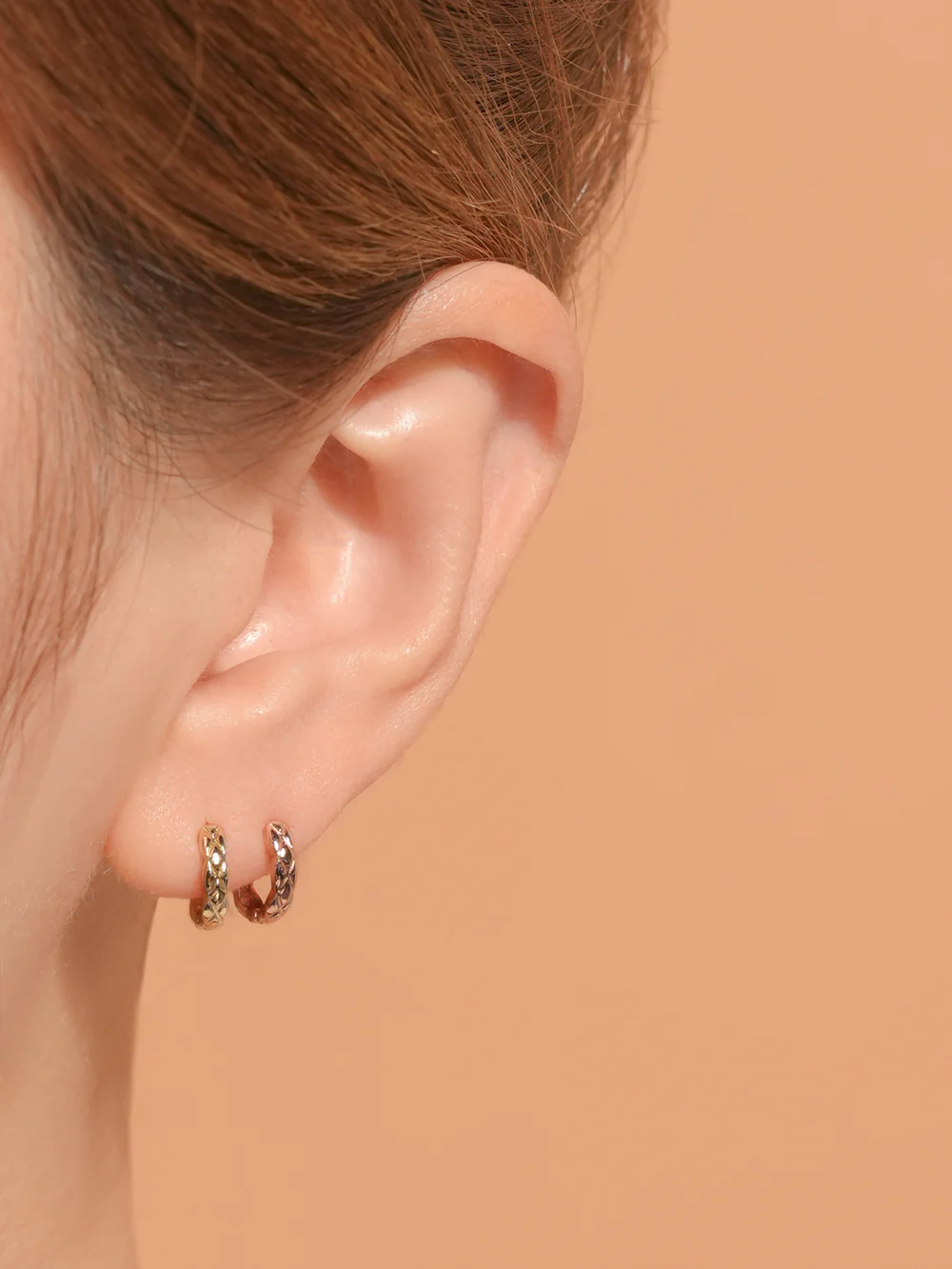 14K Gold Glow Cartilage Hoop Earring - Image 12