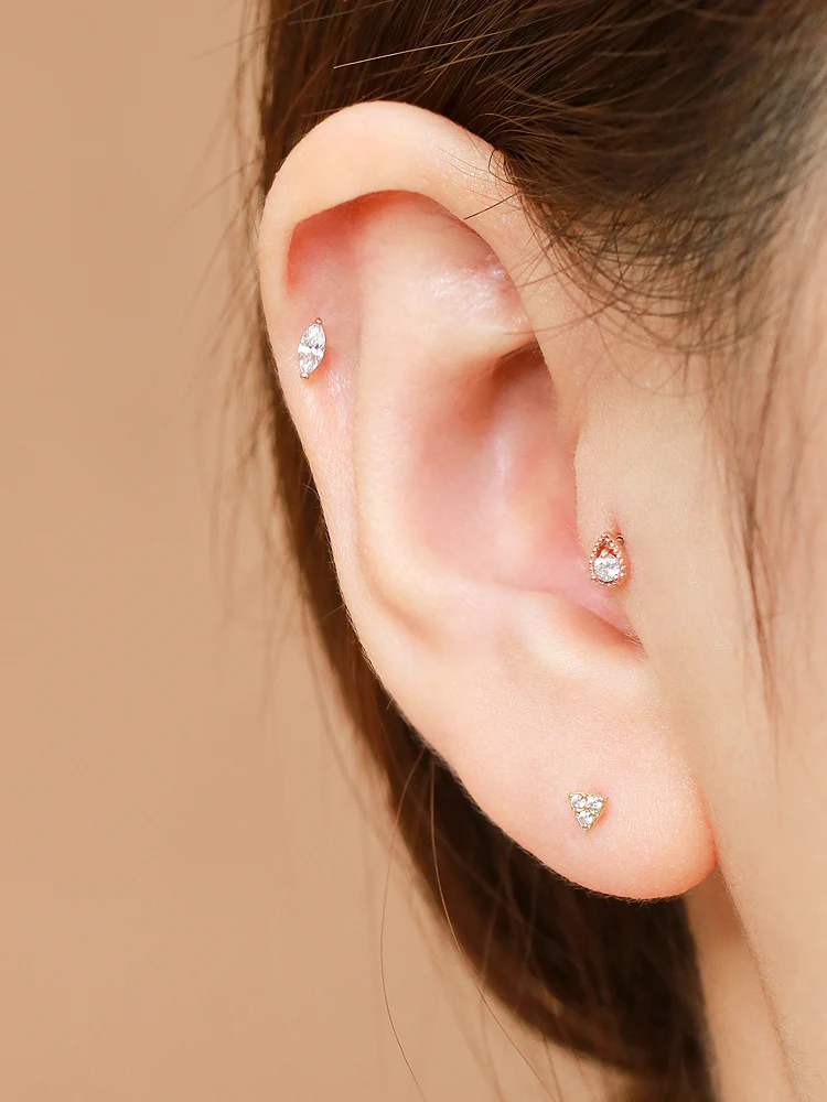 14K Gold Internally Threaded Cubic Tragus Labret Piercing 18G16G - Image 9