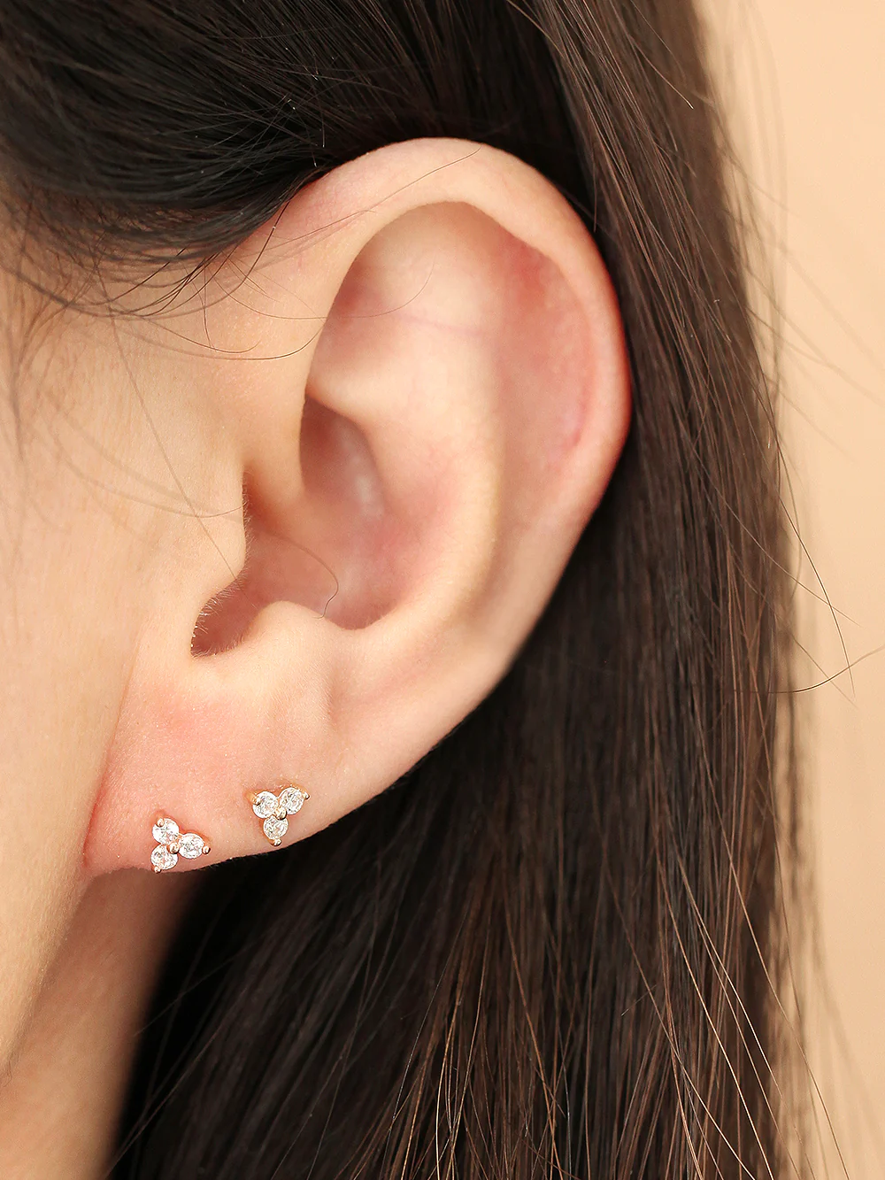 14K Gold Internally Threaded Triangle Cubic Labret Piercing 18G16G - Image 6