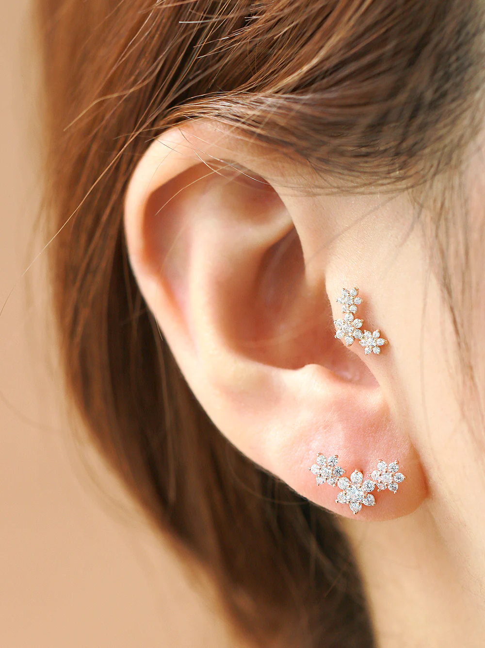 14K Gold Internally Threaded Triple Flower Labret Piercing 18G16G - Image 5