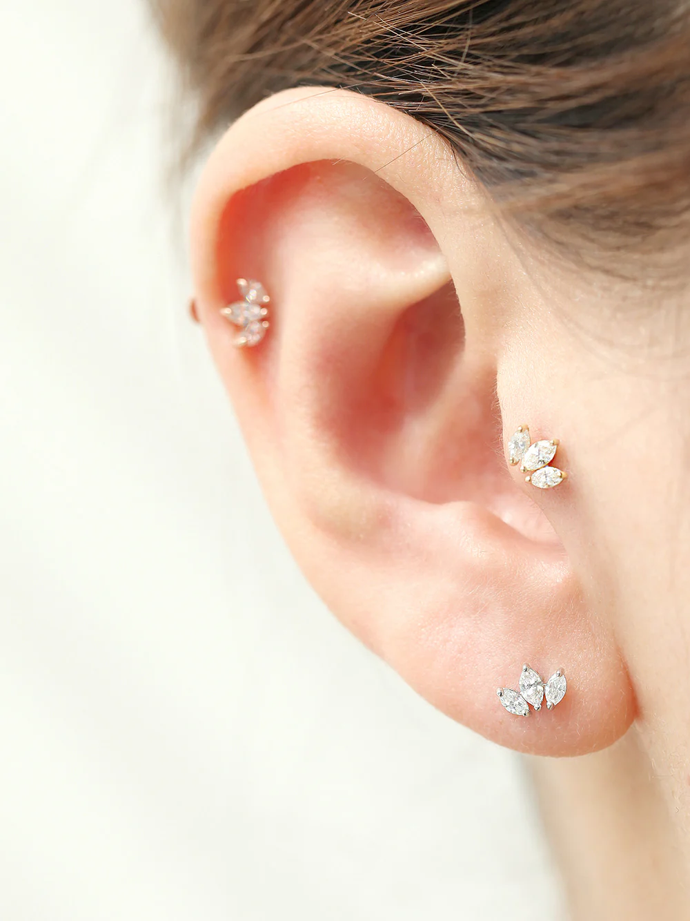 14K Gold Mini Tiara Tragus Labret Piercing 18G16G - Image 5