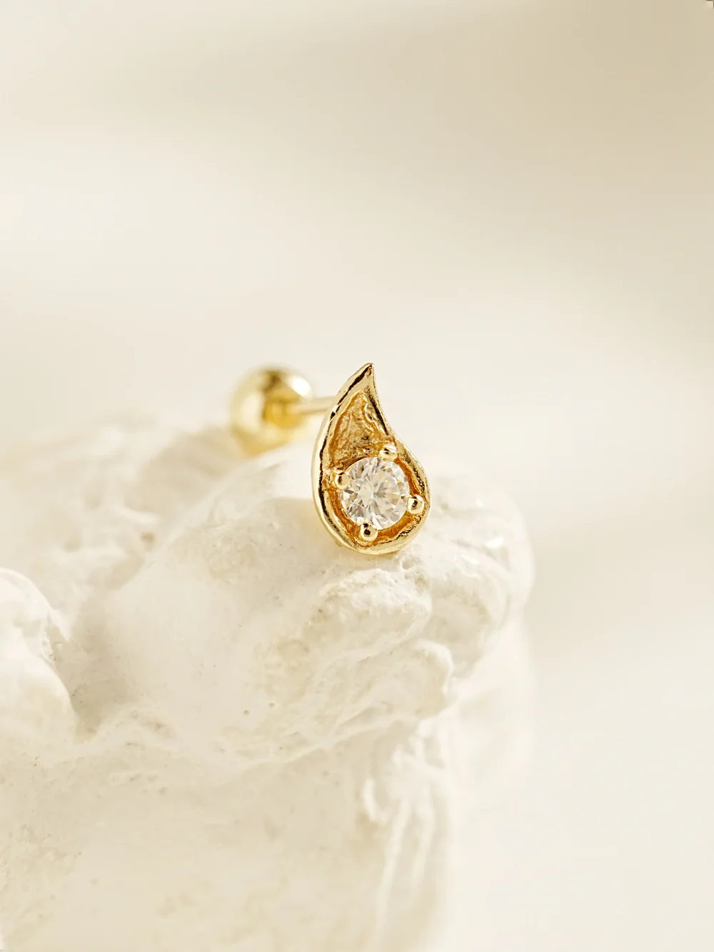 14K Gold Moissanite Dia Prism Cartilage Earring 20G18G16G - Image 5