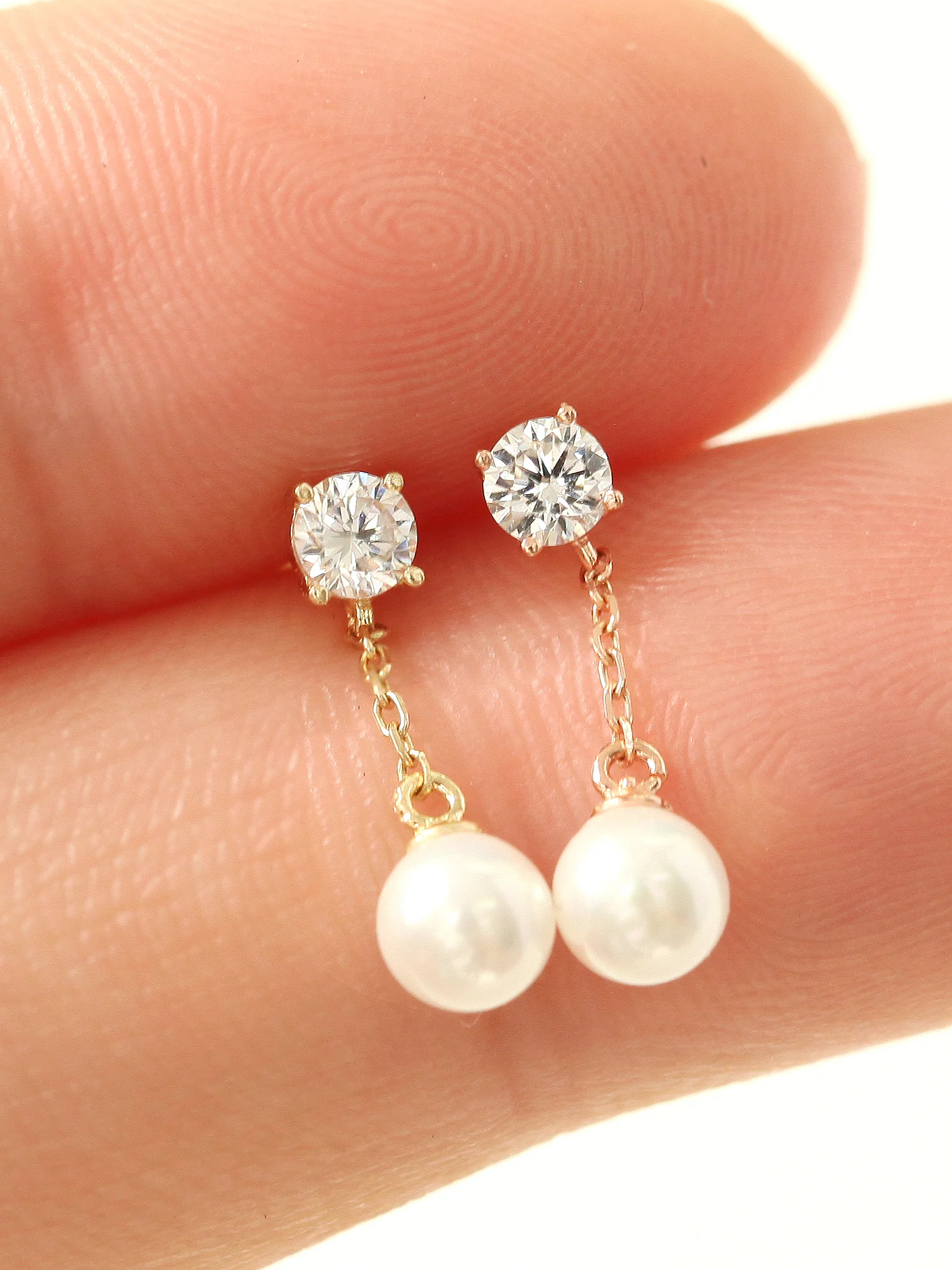 14K Gold Pearl Dangle Cartilage Earring 20G - Image 4