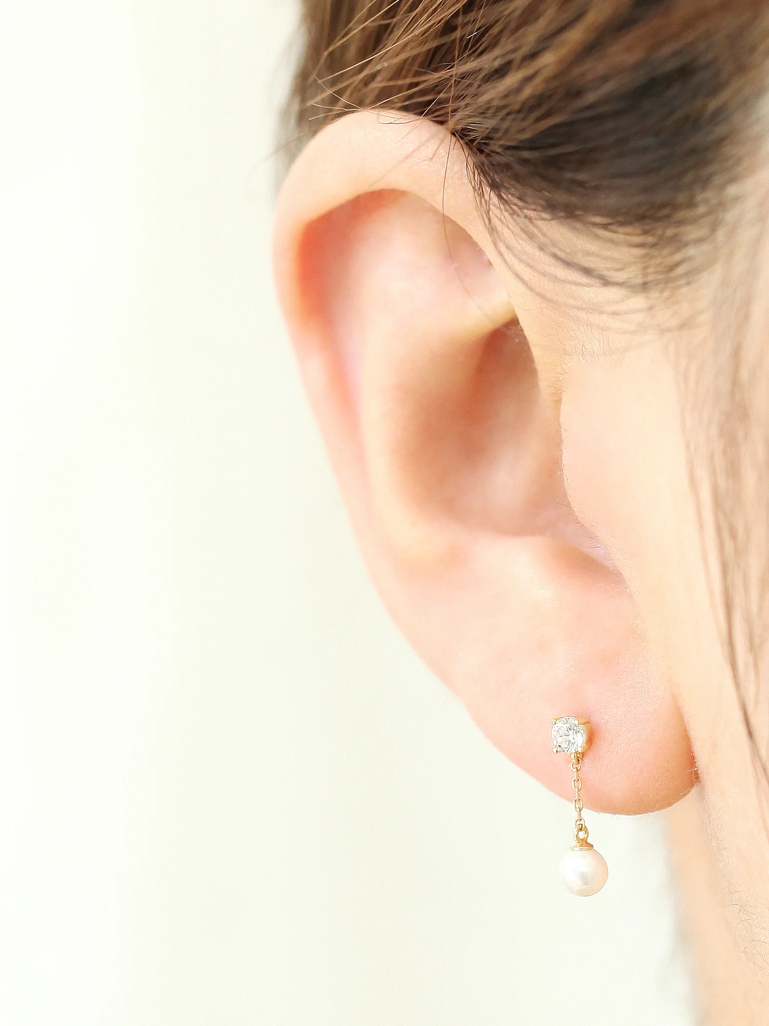 14K Gold Pearl Dangle Cartilage Earring 20G - Image 8