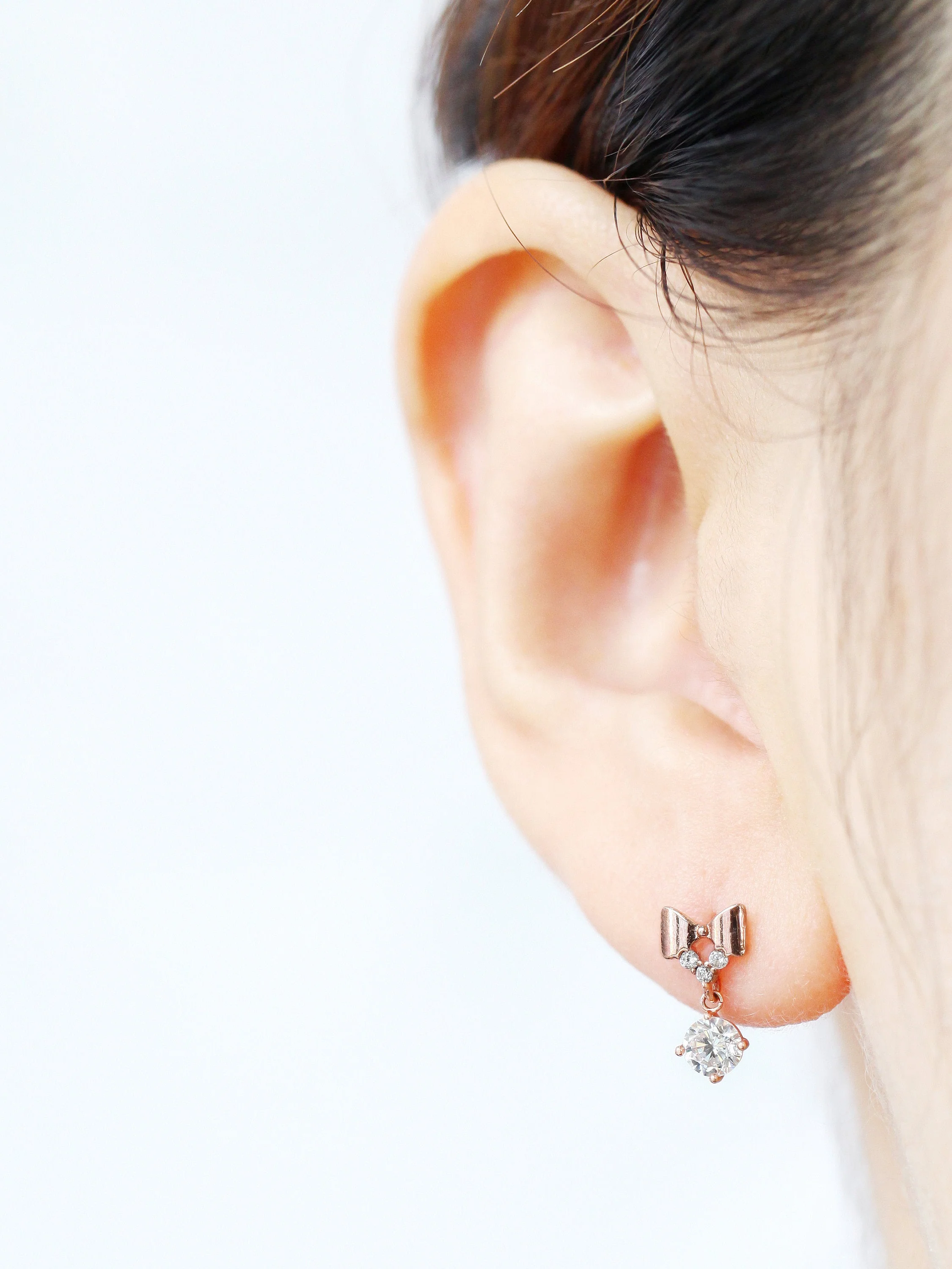 14K Gold Ribbon CZ drop cartilage earring 20g - Image 7