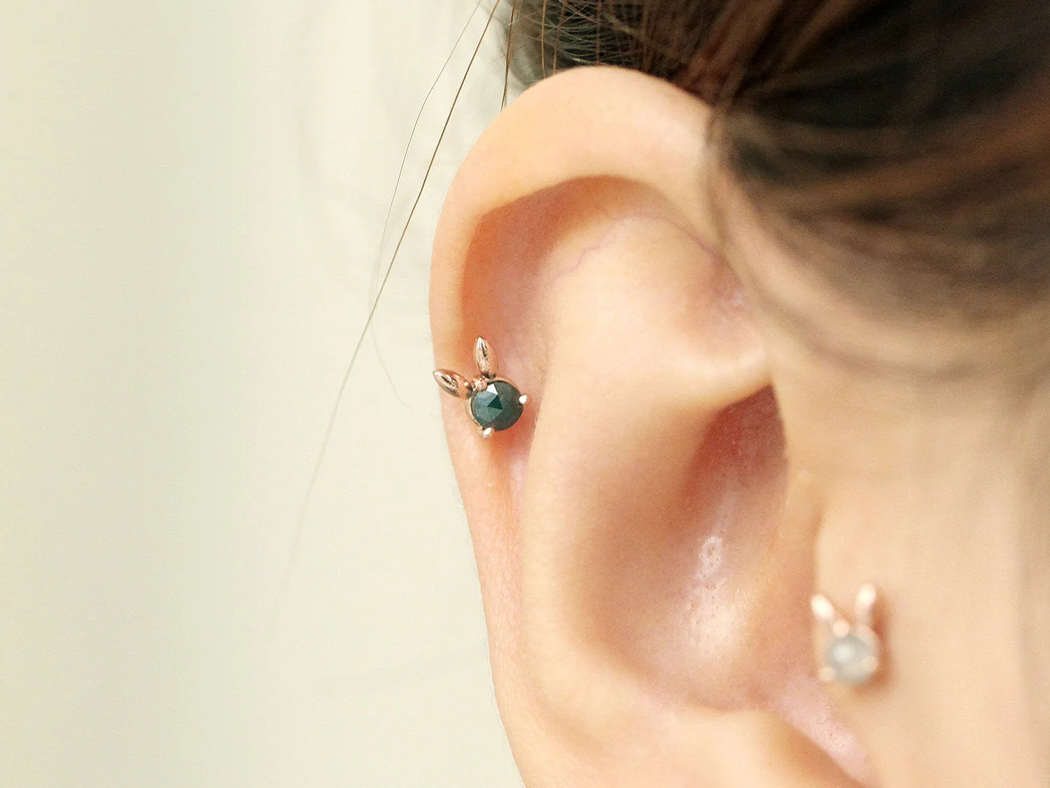 14K Gold Rough Diamond Rabbit Cartilage Earring 18G16G - Image 6