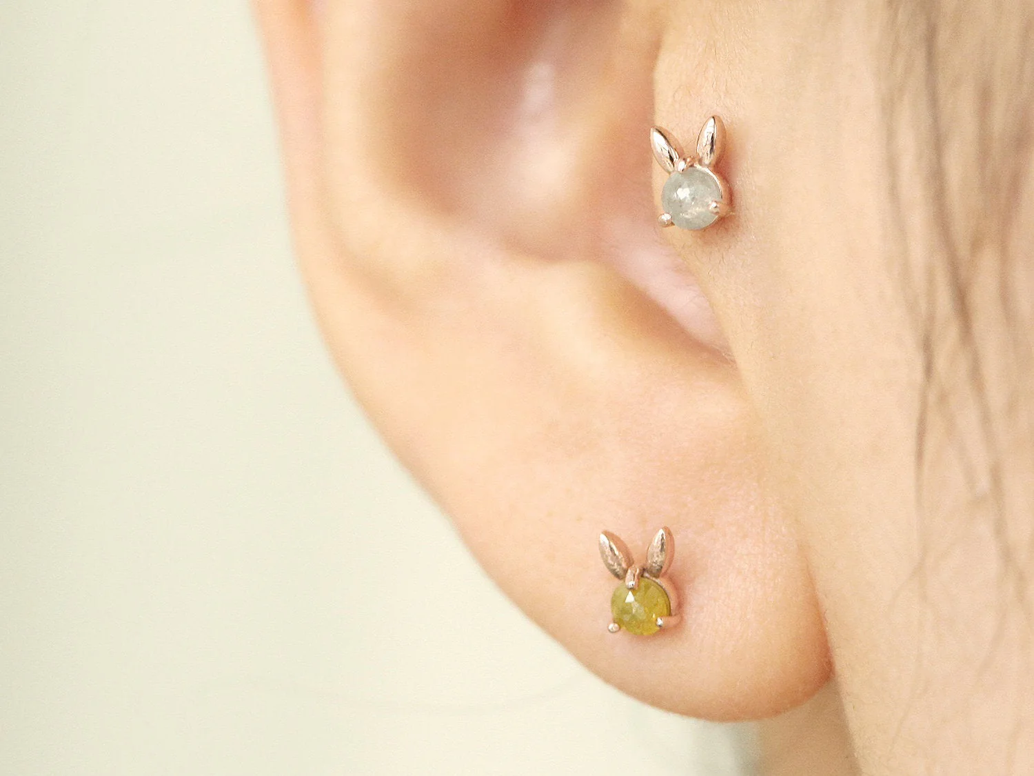 14K Gold Rough Diamond Rabbit Cartilage Earring 18G16G - Image 7