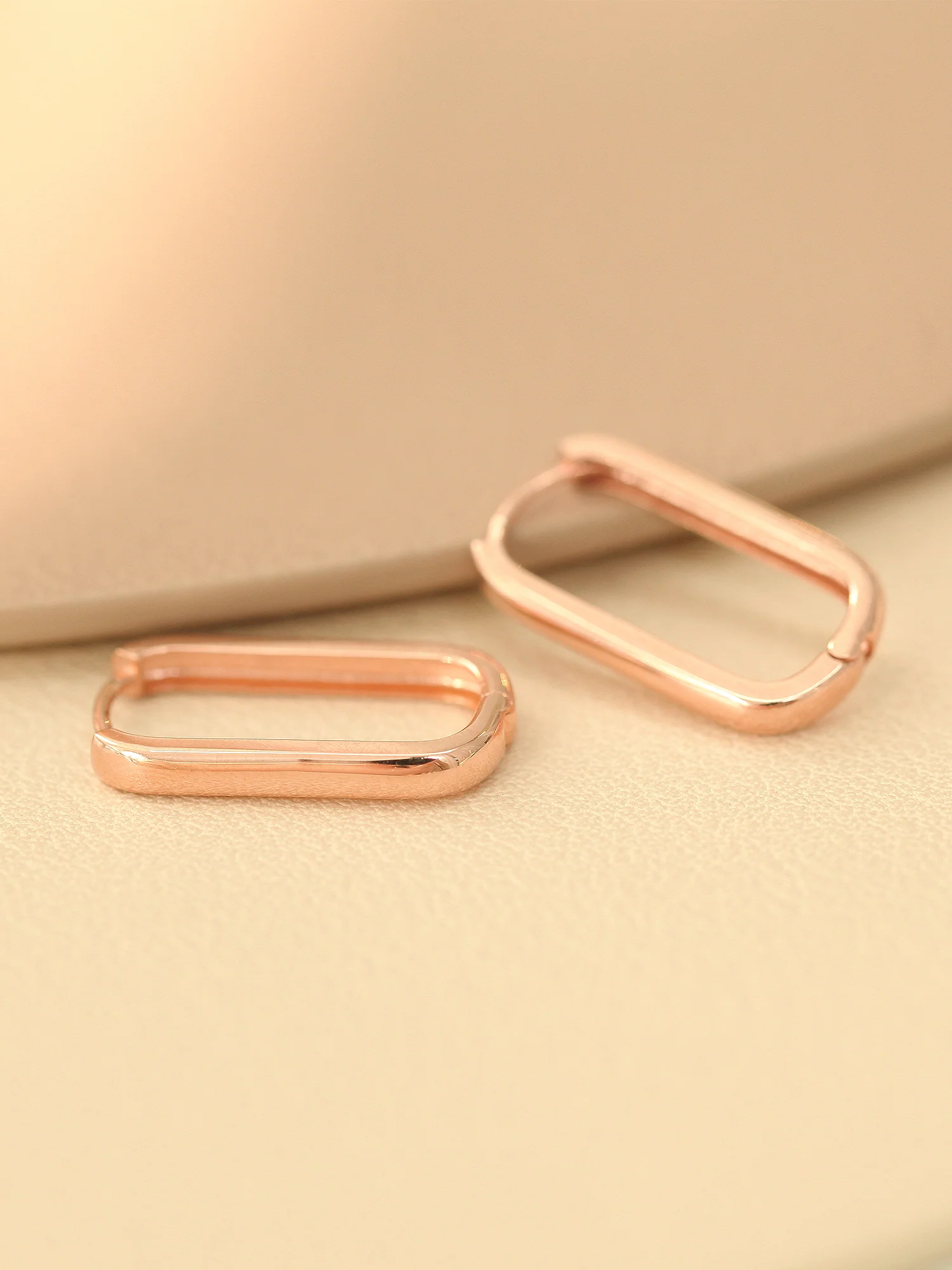 14K Gold Round Square Hoop Earring - Image 6