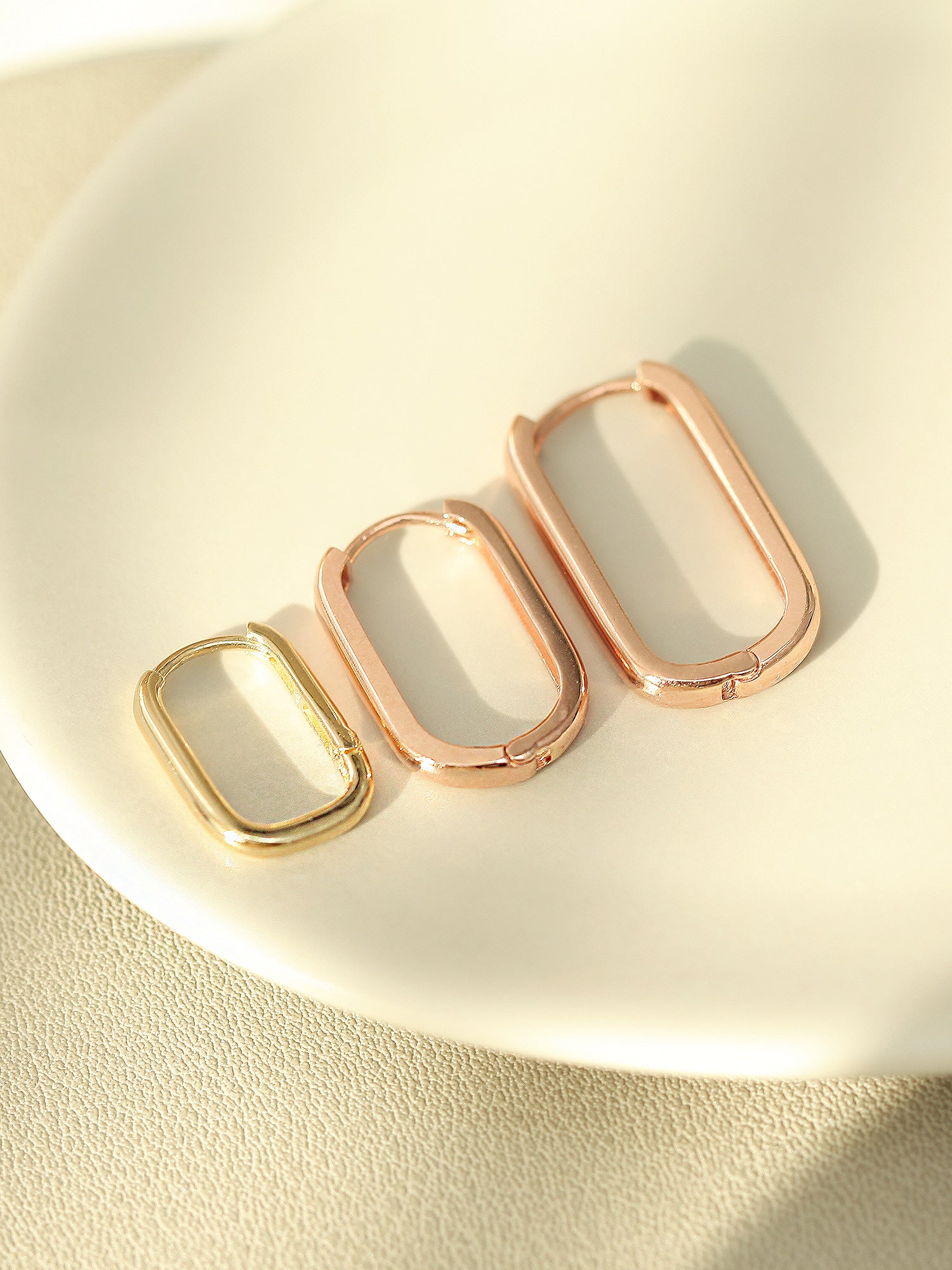 14K Gold Round Square Hoop Earring - Image 8