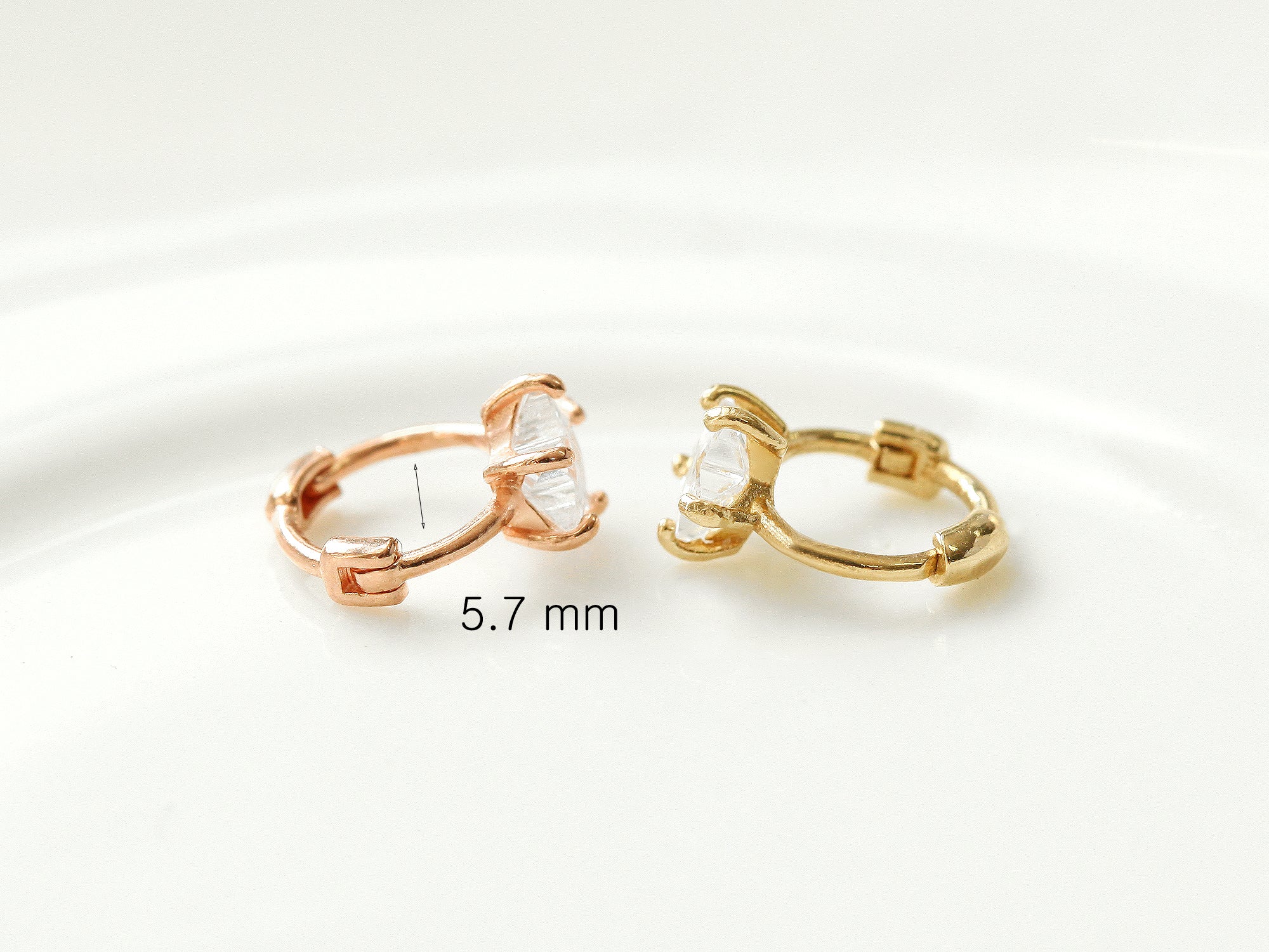 14K Gold Star Hoop Earring - Image 12