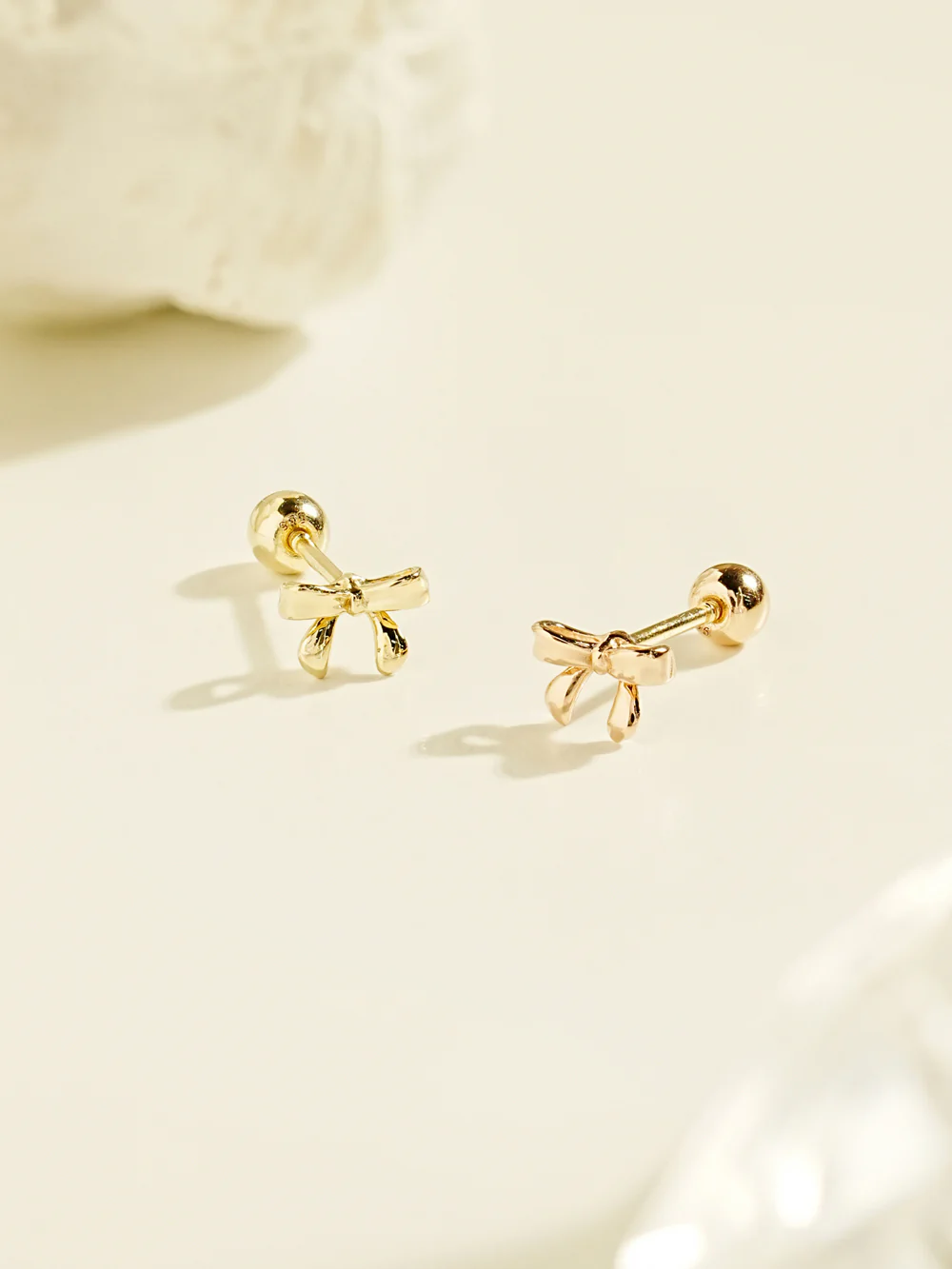 14K Gold Sweet Ribbon Cartilage Earring 20G18G16G - Image 3