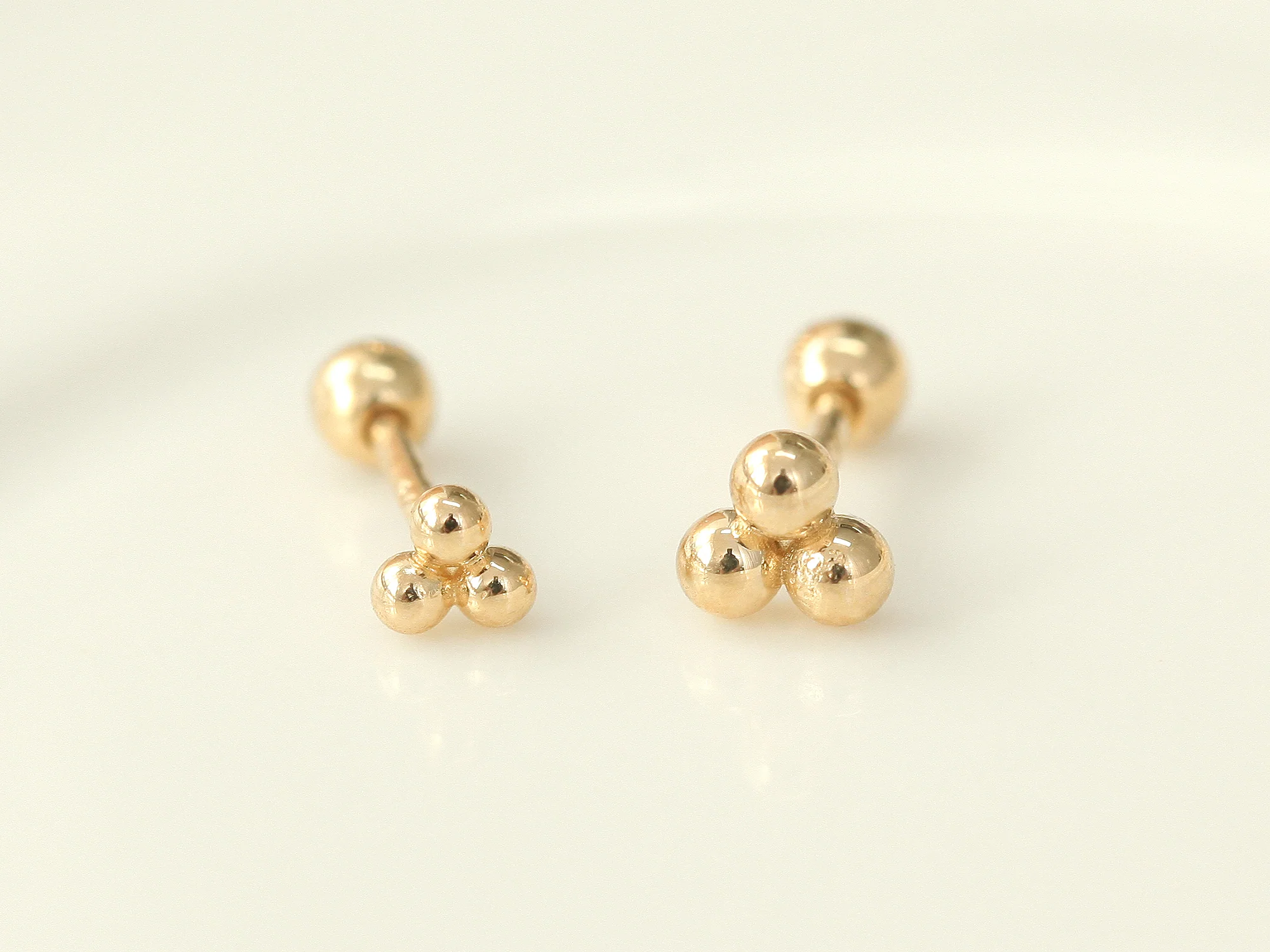 14K Gold Triangle Ball Labret Piercing S,M 18G16G - Image 10