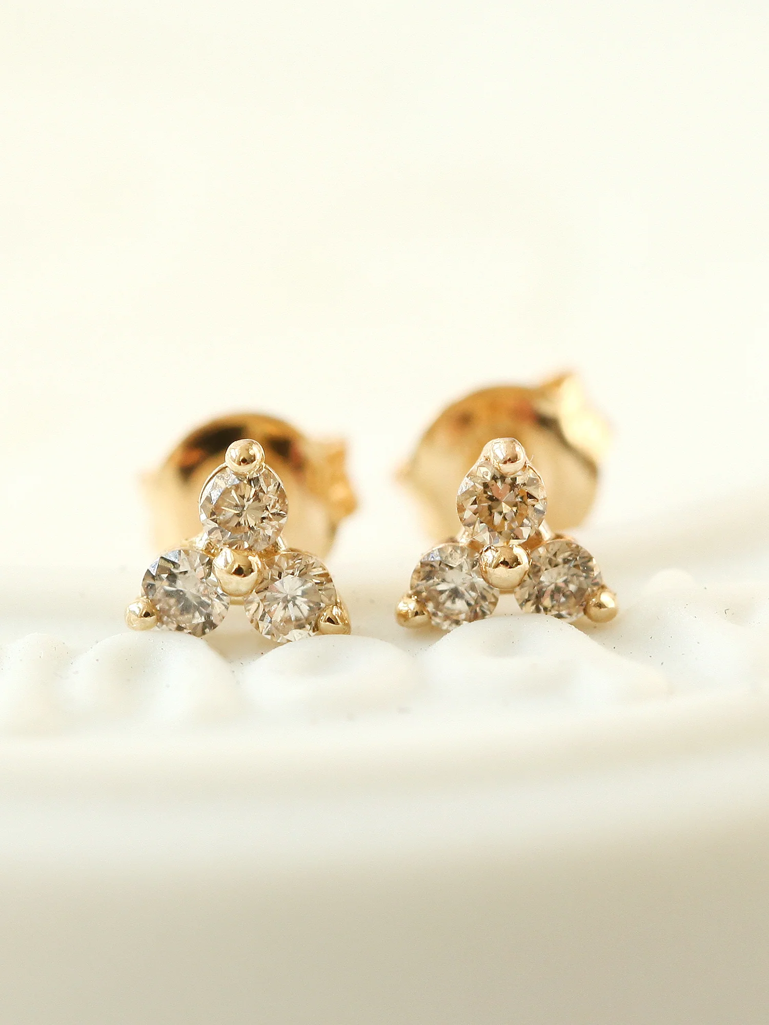 14K Gold Triangle Cognac Diamond Earring - Image 5