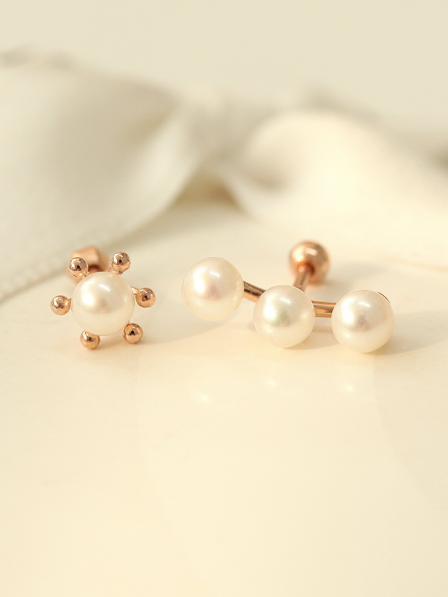 14K Gold Triple Flower Pearl Cartilage Earring 18G16G - Image 5
