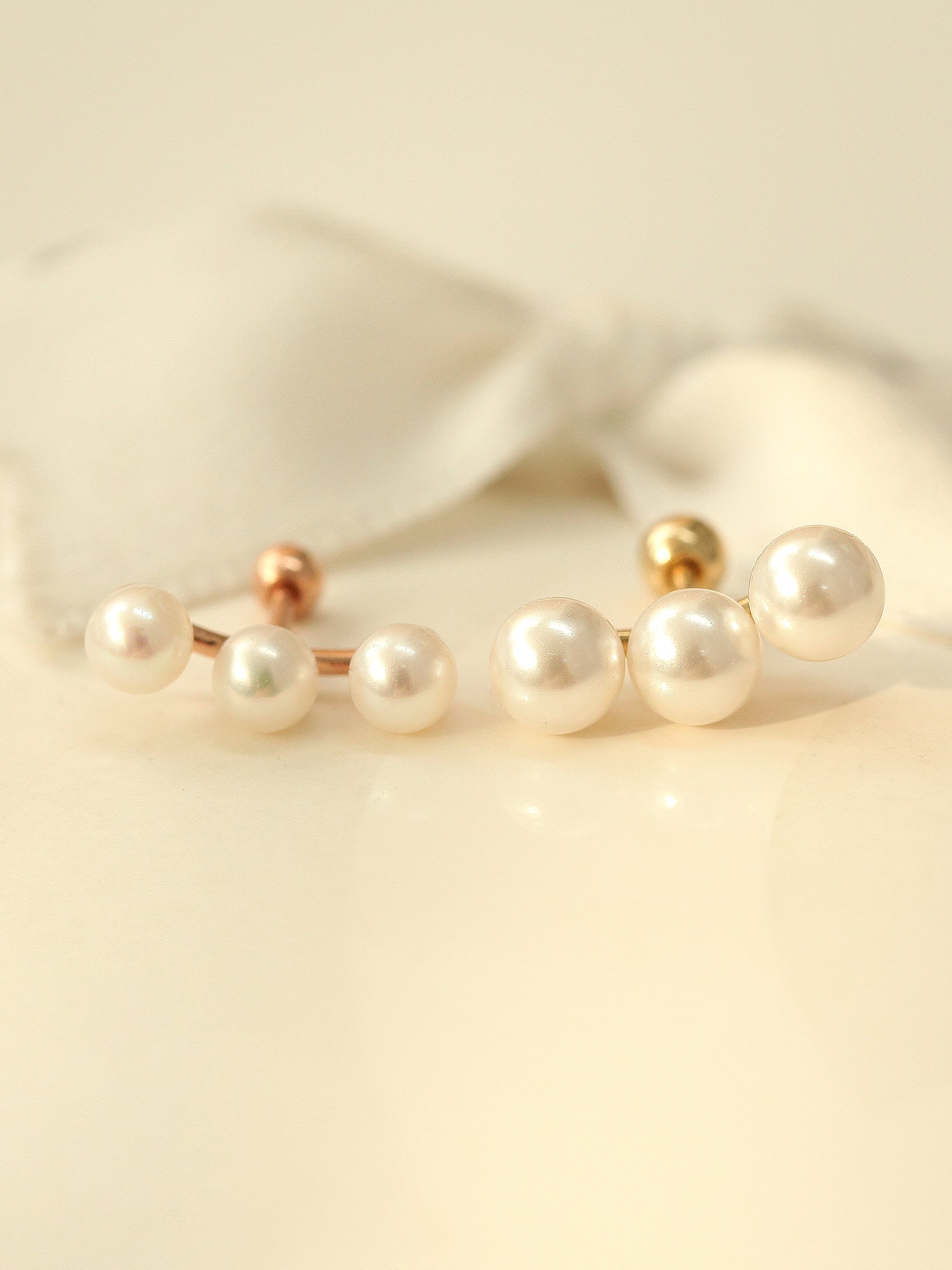 14K Gold Triple Flower Pearl Cartilage Earring 18G16G - Image 6