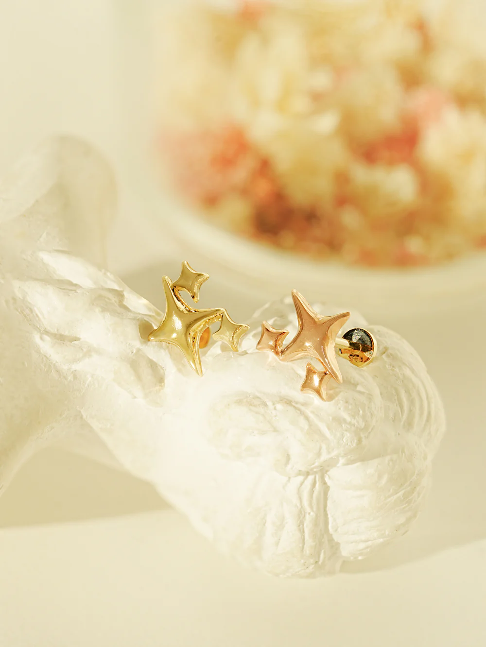 14K Gold Twinkle Glossy Internally Threaded Labret Piercing 20G - Image 9