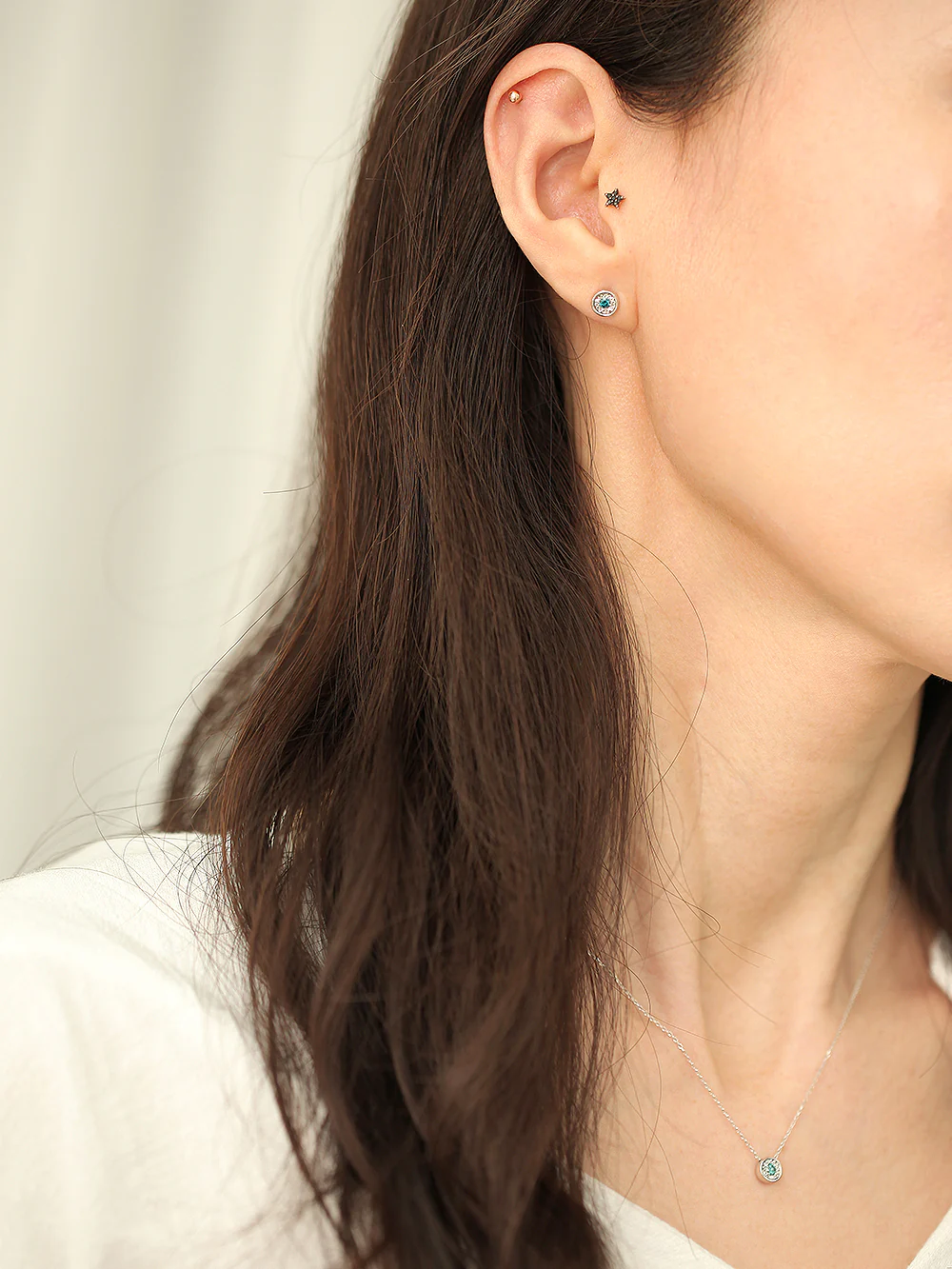 14K Gold White Blue Diamond Earring - Image 7