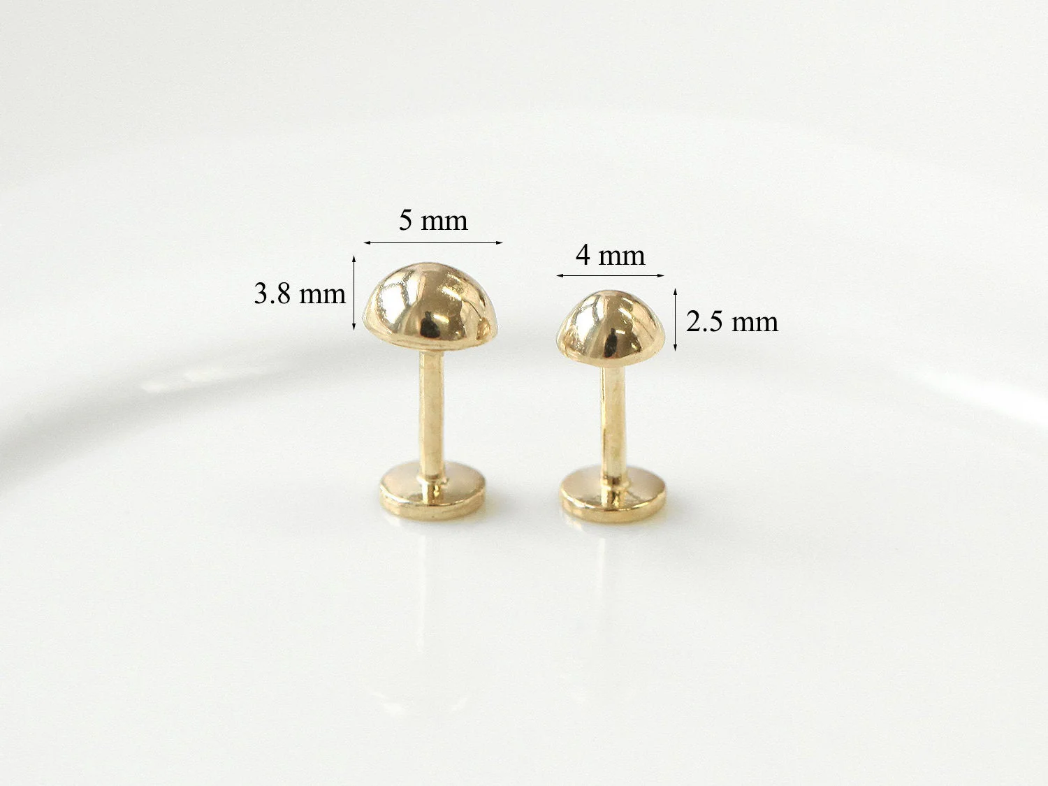 14K Gold Semicircle Labret Piercing 18G16G - Image 7