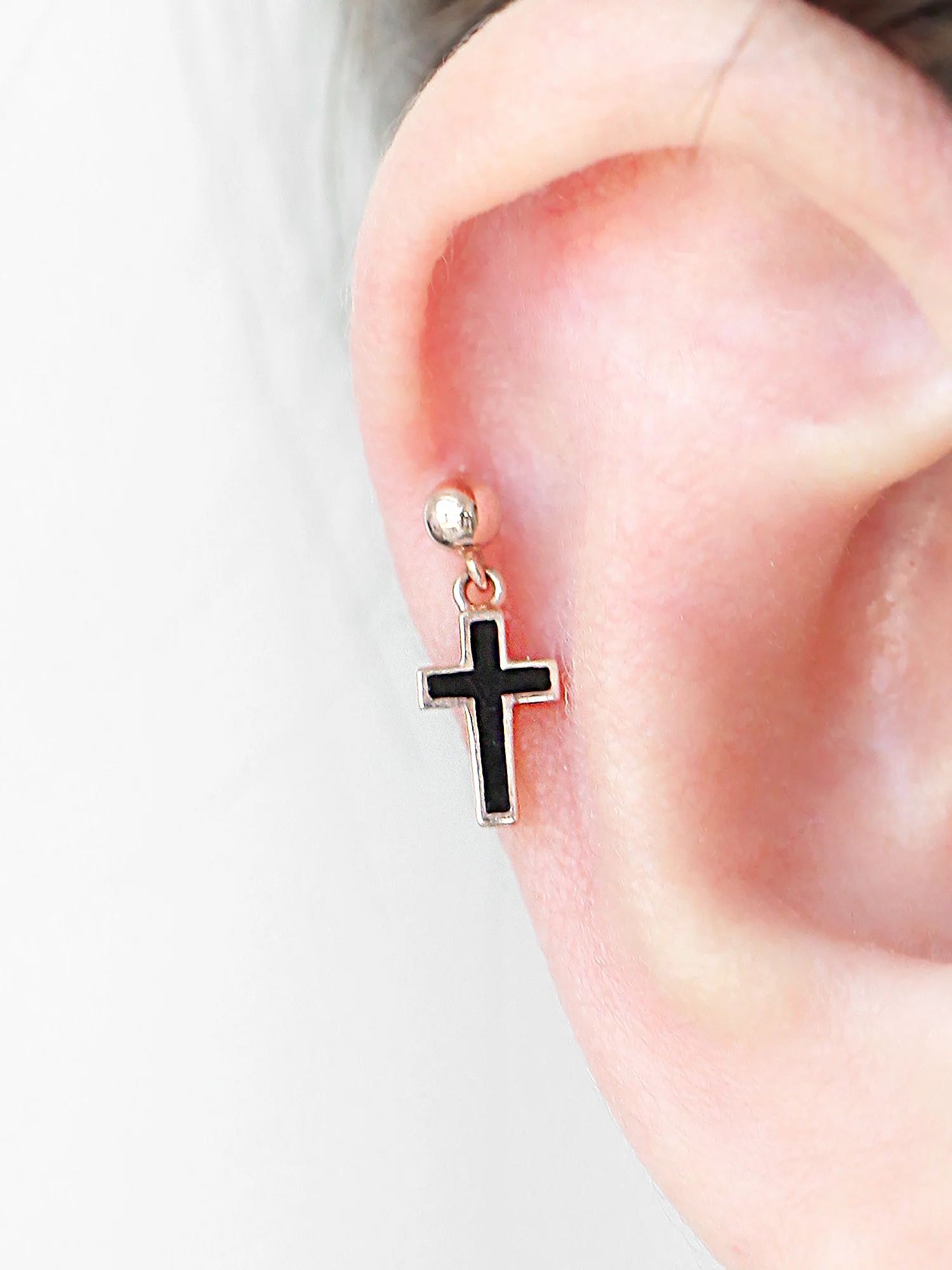 14K Gold Cross / Heart Cartilage earring 20g - Image 8