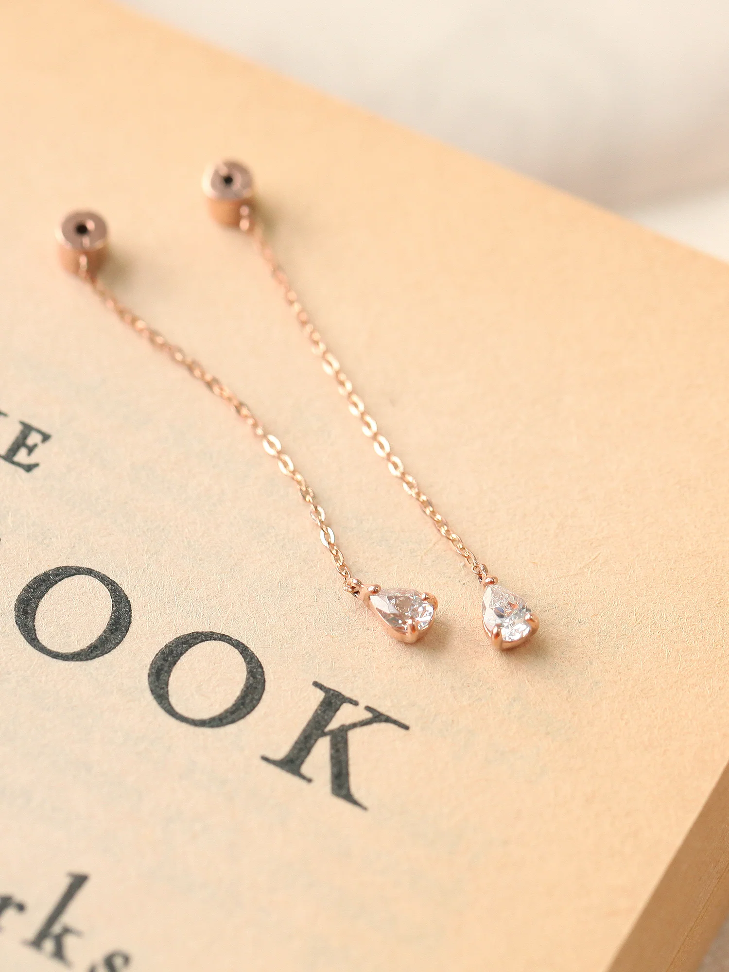 14K Gold Teardrop Earring Clutch - Image 5