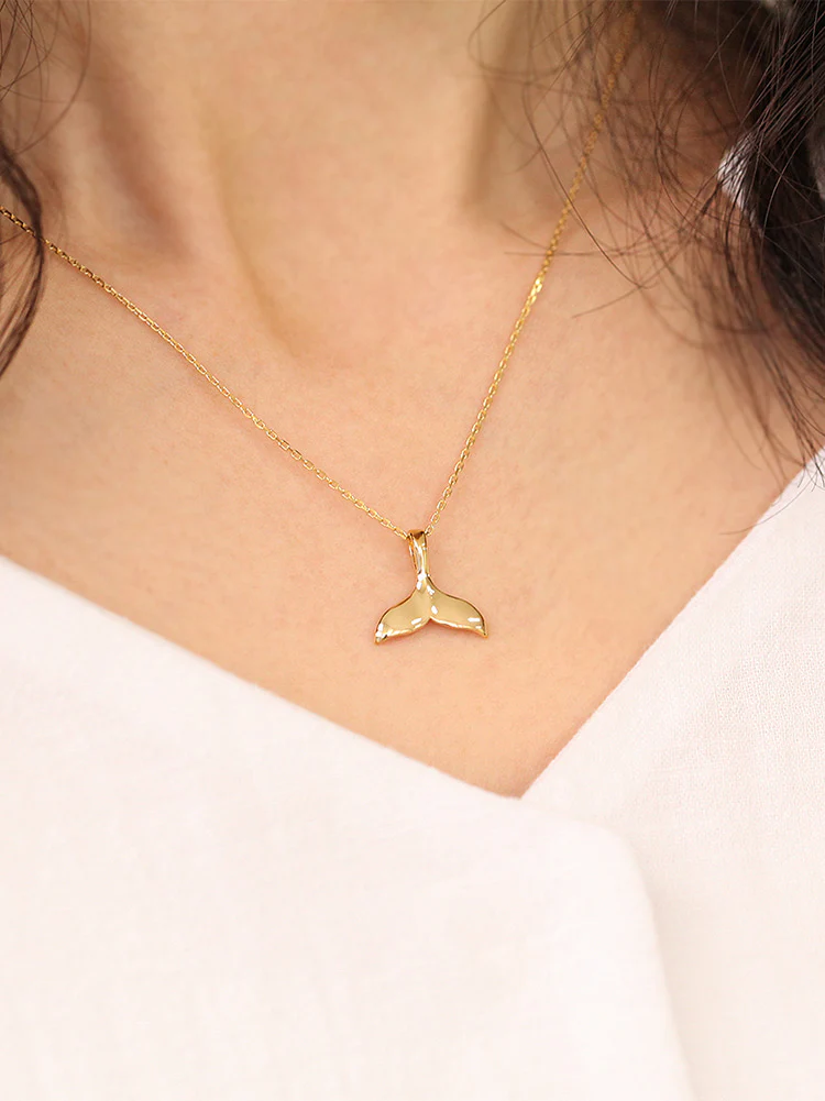 925 Silver Whale Tail Necklace - Image 3