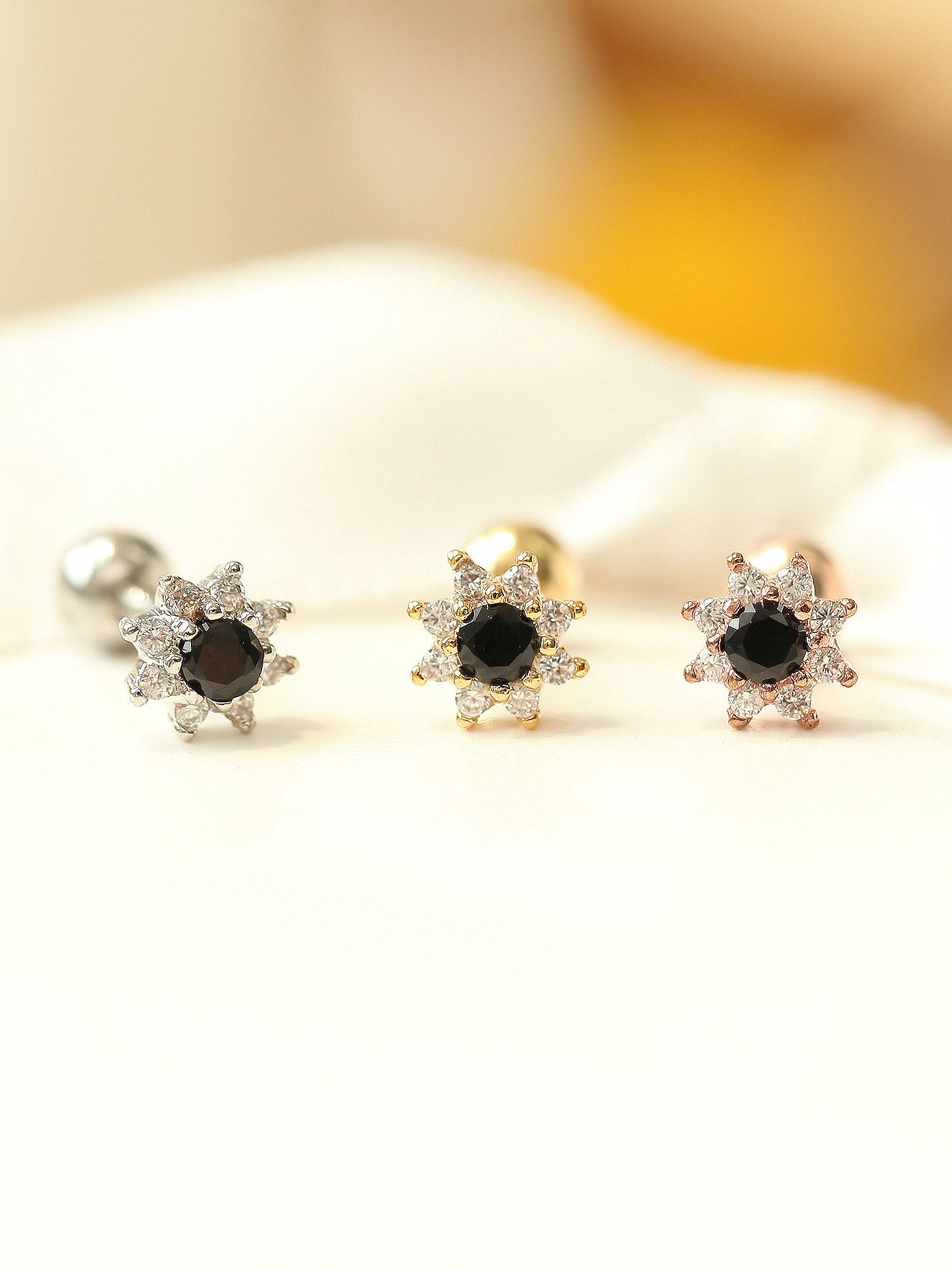 Black Flower Cartilage earring - Image 3