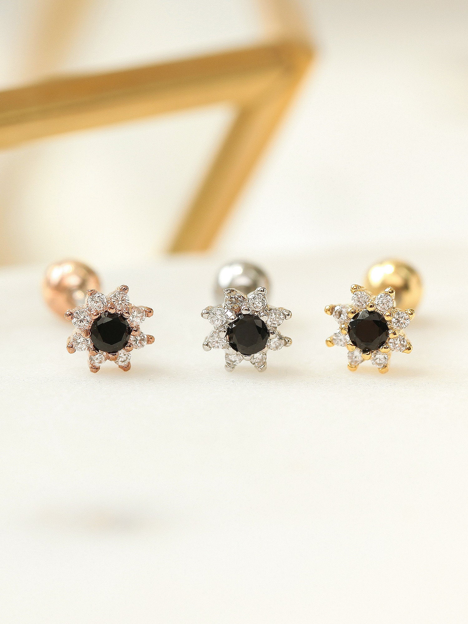 Black Flower Cartilage earring - Image 4