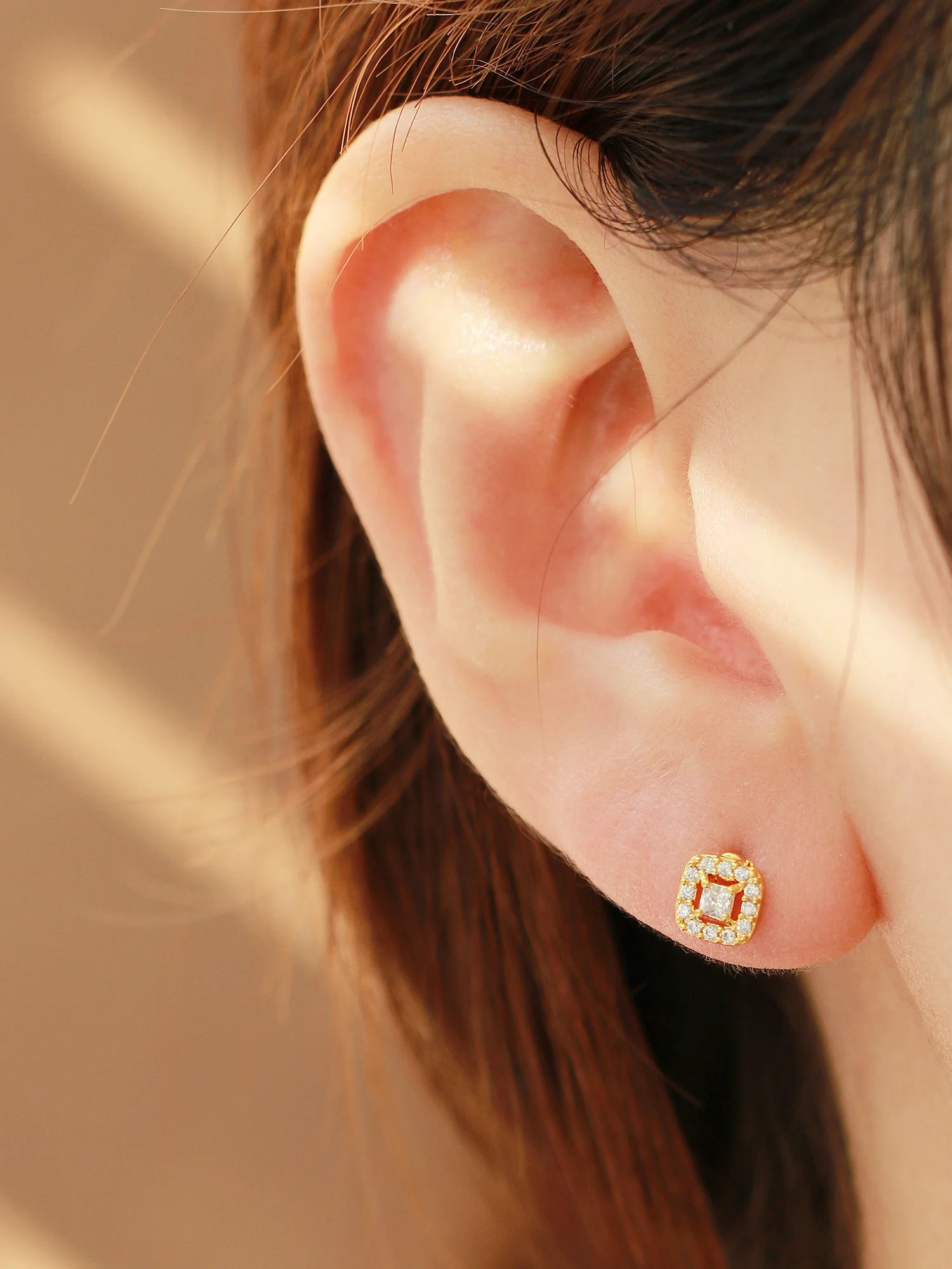 Classic Square CZ Stud Piercing - Image 7