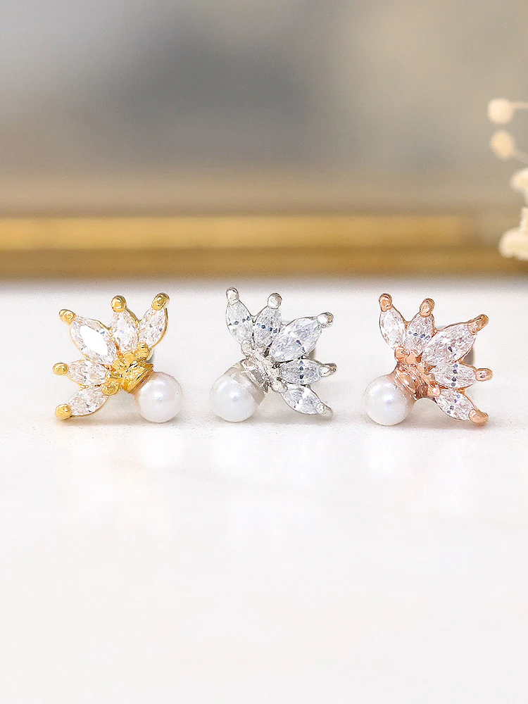 Crown pearl Ear Piercing - Image 9